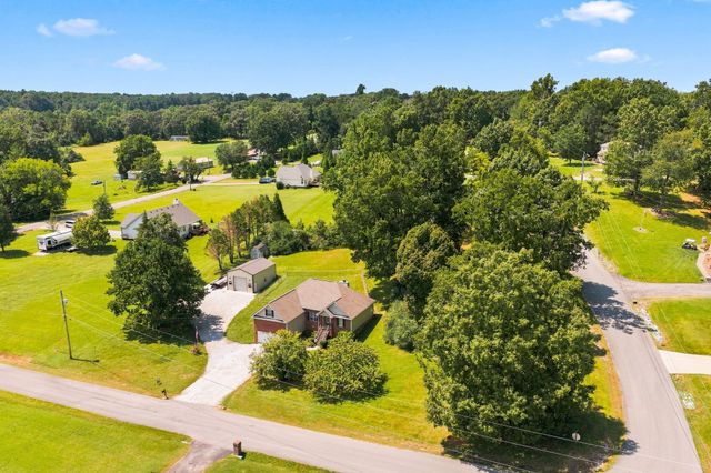 124 Pheasant Hollow Rd, Dickson, TN 37055