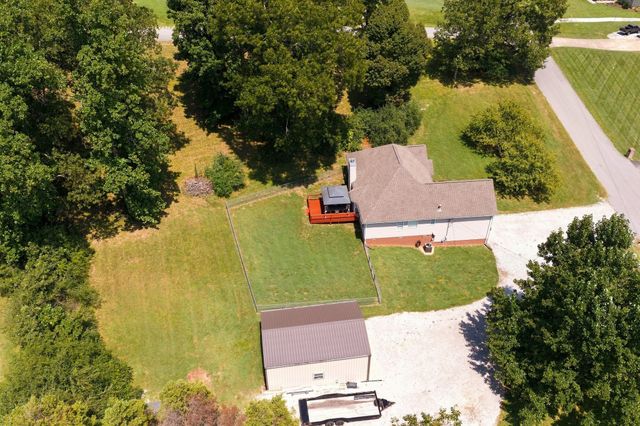 124 Pheasant Hollow Rd, Dickson, TN 37055