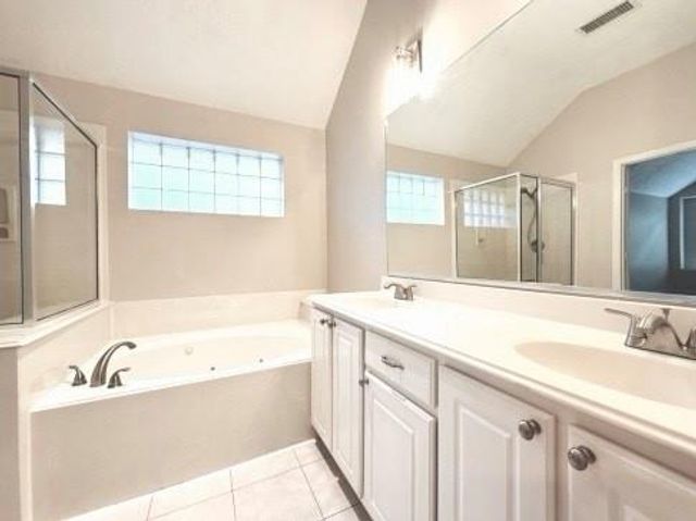 11 Auburn Path Drive, The Woodlands, TX 77382