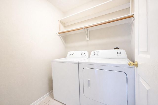 11 Auburn Path Drive, The Woodlands, TX 77382