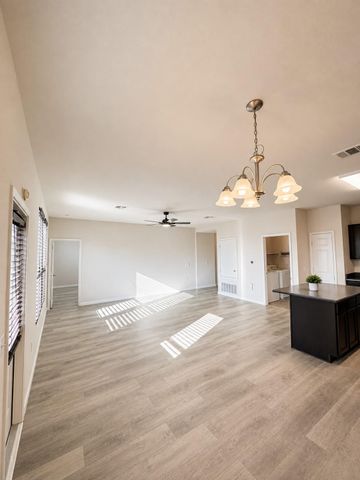 6217 Adair DR, Austin, TX 78754