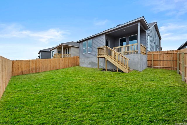 419 Kayden Court, Marion, TX 78124