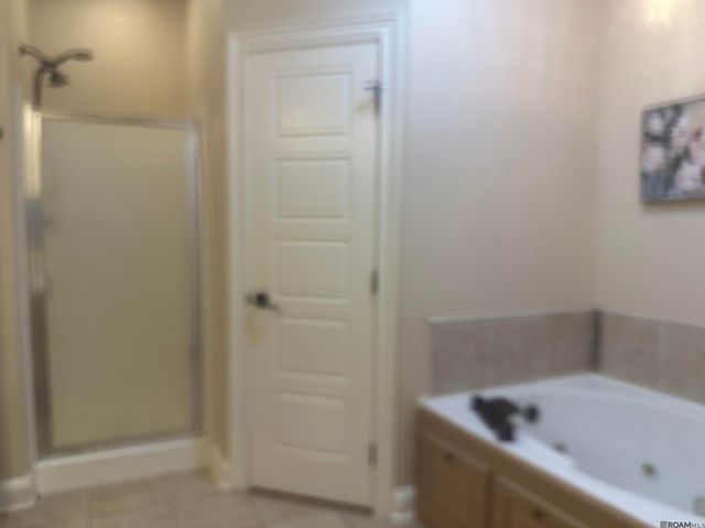 9041 Willow Point Dr, Denham Springs, LA 70726