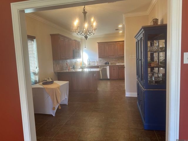 9041 Willow Point Dr, Denham Springs, LA 70726