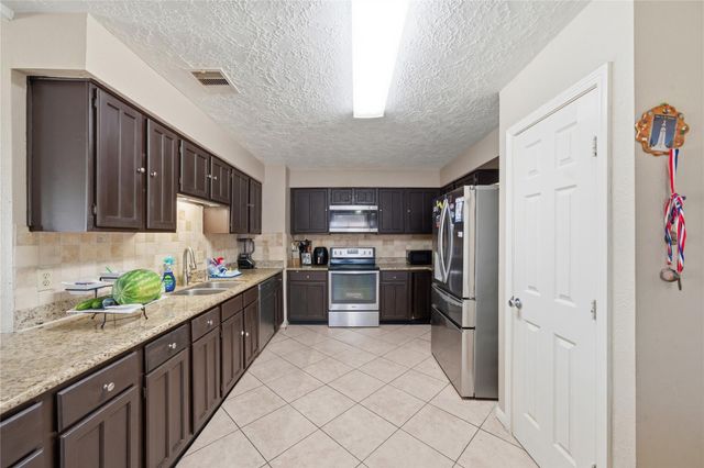 15830 Thistledew Drive, Houston, TX 77082