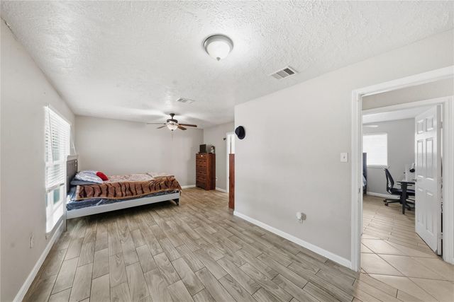 15830 Thistledew Drive, Houston, TX 77082