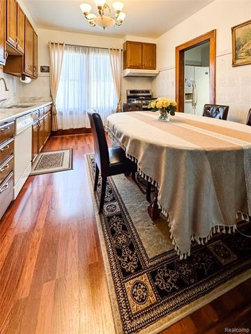 13848 Lanson Avenue, Dearborn, MI 48126