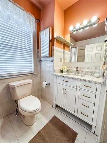 13848 Lanson Avenue, Dearborn, MI 48126