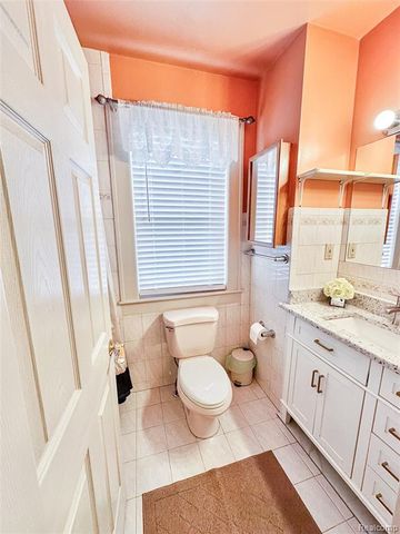 13848 Lanson Avenue, Dearborn, MI 48126