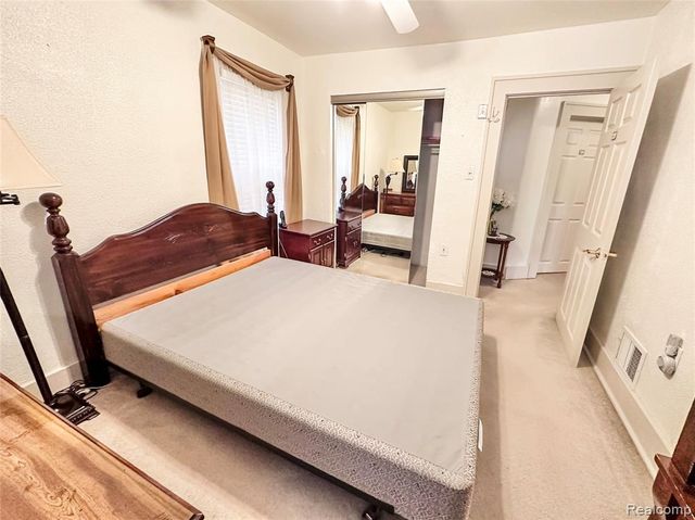 13848 Lanson Avenue, Dearborn, MI 48126