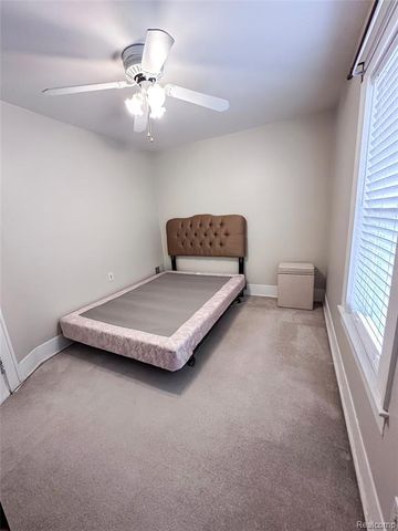 13848 Lanson Avenue, Dearborn, MI 48126