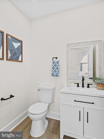 101 W MANTUA AVE, Wenonah, NJ 08090