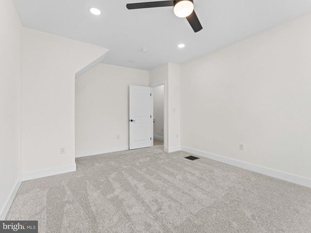 101 W MANTUA AVE, Wenonah, NJ 08090