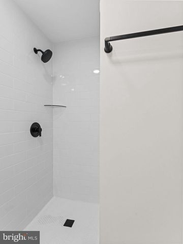 101 W MANTUA AVE, Wenonah, NJ 08090