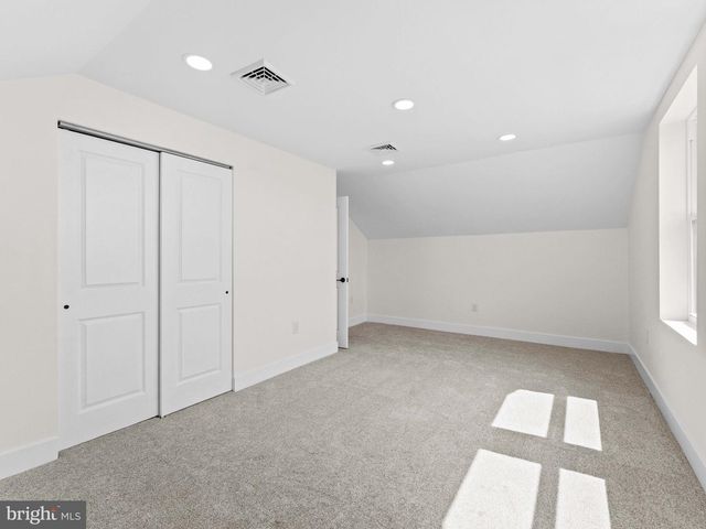 101 W MANTUA AVE, Wenonah, NJ 08090