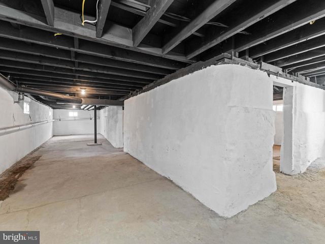 101 W MANTUA AVE, Wenonah, NJ 08090