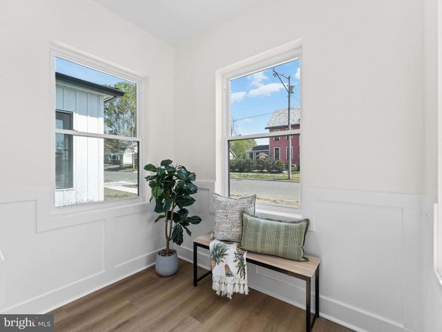 101 W MANTUA AVE, Wenonah, NJ 08090