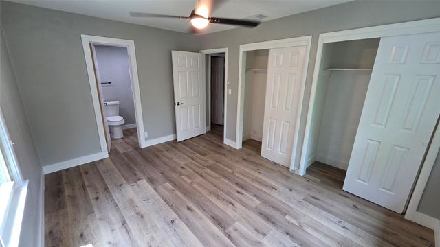 4244 Carol Avenue, Fort Worth, TX 76105