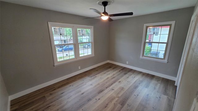4244 Carol Avenue, Fort Worth, TX 76105