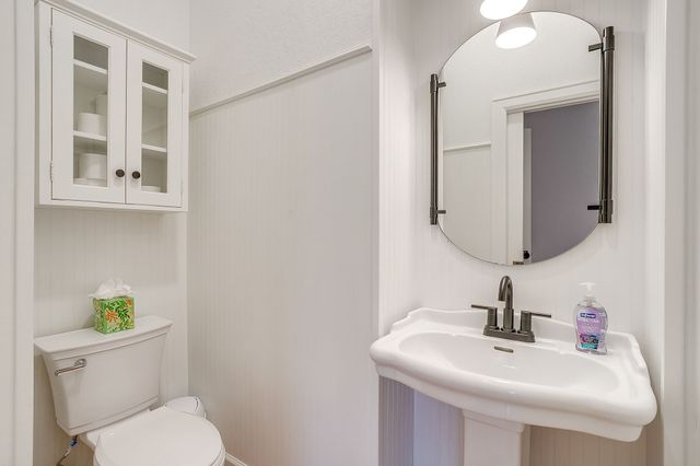 1114 Briarwood Street, Weatherford, TX 76087