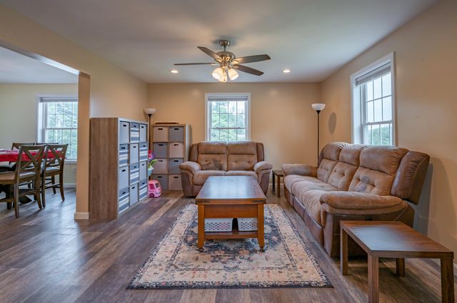 885 Mason Road, Wilton, NH 03086