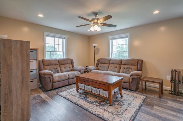 885 Mason Road, Wilton, NH 03086