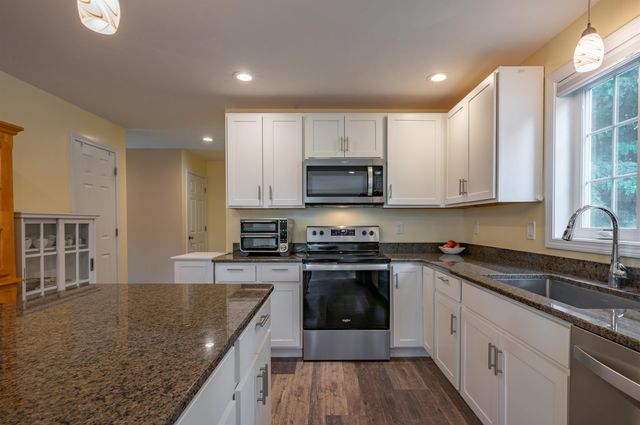 885 Mason Road, Wilton, NH 03086