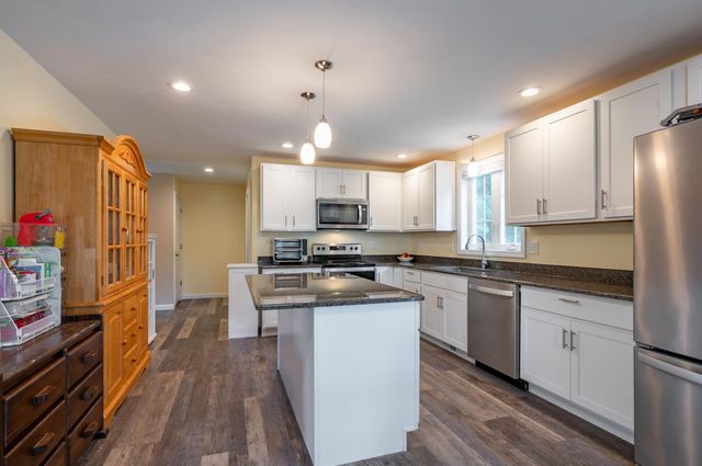 885 Mason Road, Wilton, NH 03086