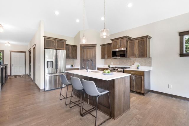8001 Petunia Street, Victoria, MN 55386