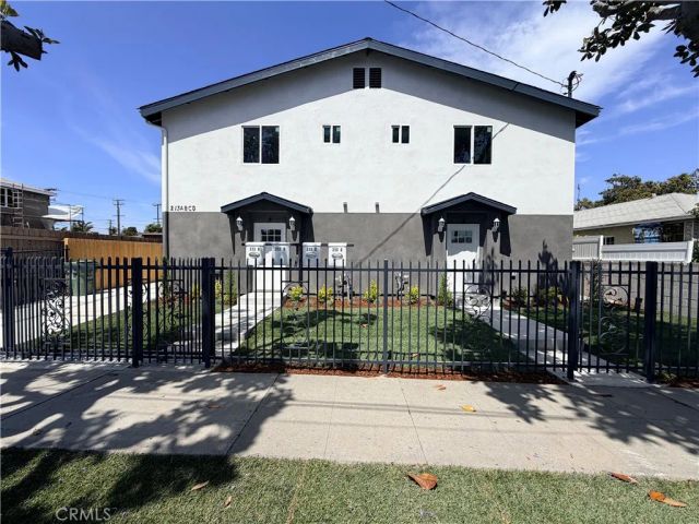 213 E Raymond, Compton, CA 90220
