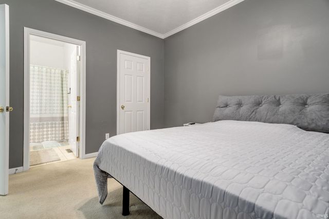 2325 Oakbrook Drive, South Bend, IN 46628