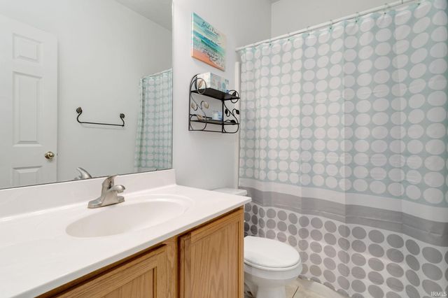 2325 Oakbrook Drive, South Bend, IN 46628