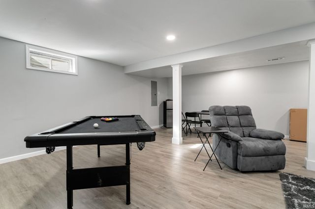 2325 Oakbrook Drive, South Bend, IN 46628