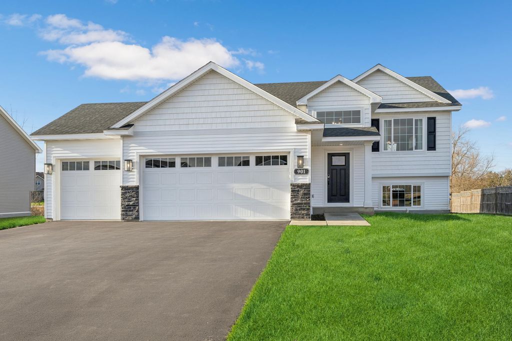 4654 89th Street NE, Monticello, MN 55362
