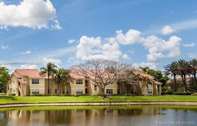 595 Vista Isles Drive 1913, Sunrise, FL 33325