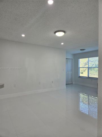 595 Vista Isles Drive 1913, Sunrise, FL 33325