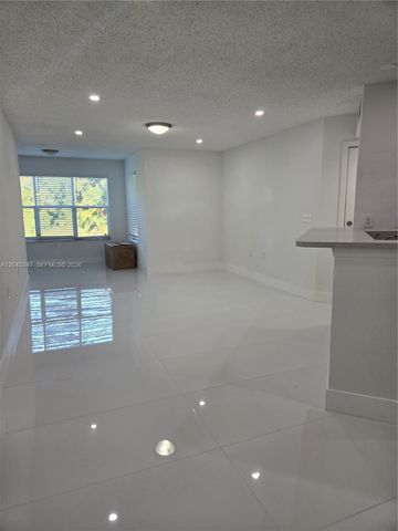 595 Vista Isles Drive 1913, Sunrise, FL 33325