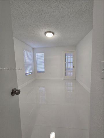 595 Vista Isles Drive 1913, Sunrise, FL 33325