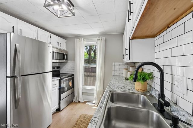 133 E North Street, Wadsworth, OH 44281