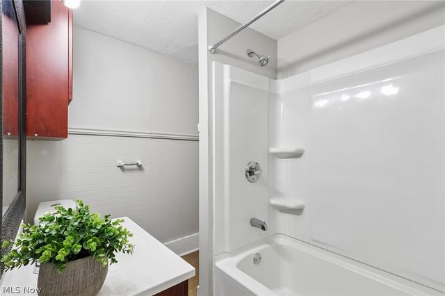 133 E North Street, Wadsworth, OH 44281
