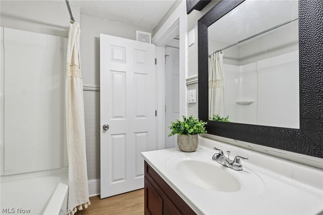 133 E North Street, Wadsworth, OH 44281