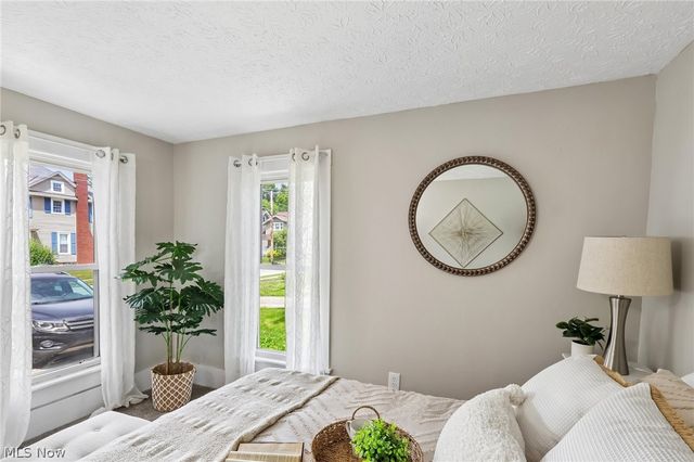 133 E North Street, Wadsworth, OH 44281