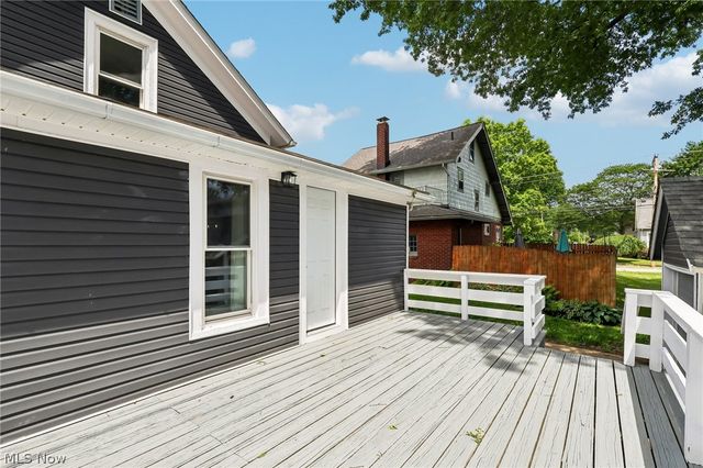 133 E North Street, Wadsworth, OH 44281