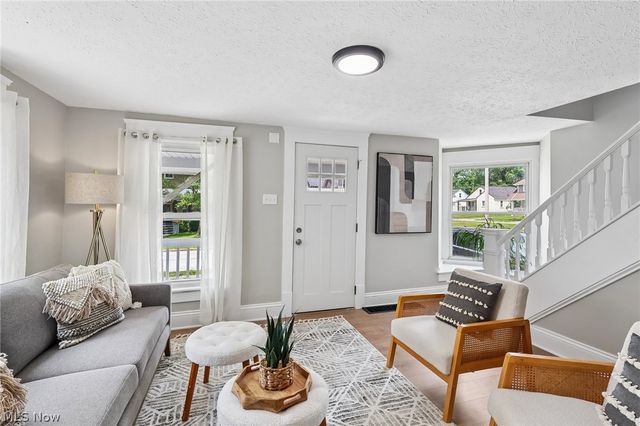 133 E North Street, Wadsworth, OH 44281