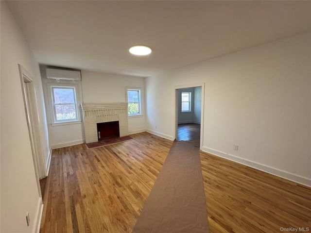578 E 3rd Street, Mount Vernon, NY 10553