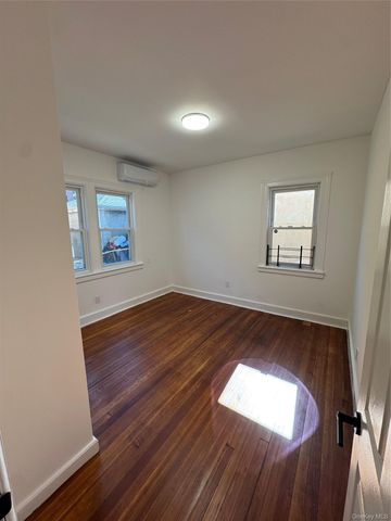 578 E 3rd Street, Mount Vernon, NY 10553