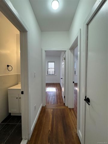 578 E 3rd Street, Mount Vernon, NY 10553