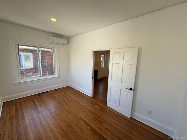 578 E 3rd Street, Mount Vernon, NY 10553
