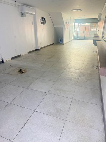 83-04 Broadway 1FL, Elmhurst, NY 11373