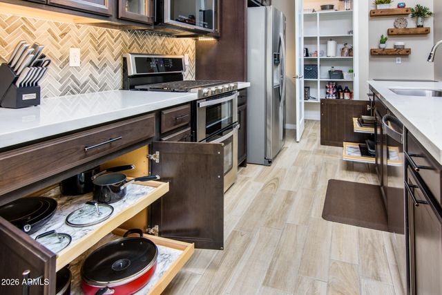 42029 W ROSEWOOD Lane, Maricopa, AZ 85138